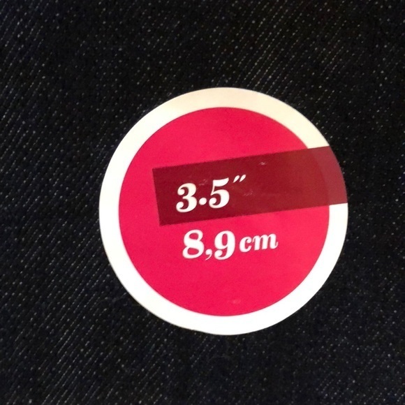 NWT Old Navy “The‎ Flirt” Dark Wash Shorts Size 4 - Picture 4 of 5